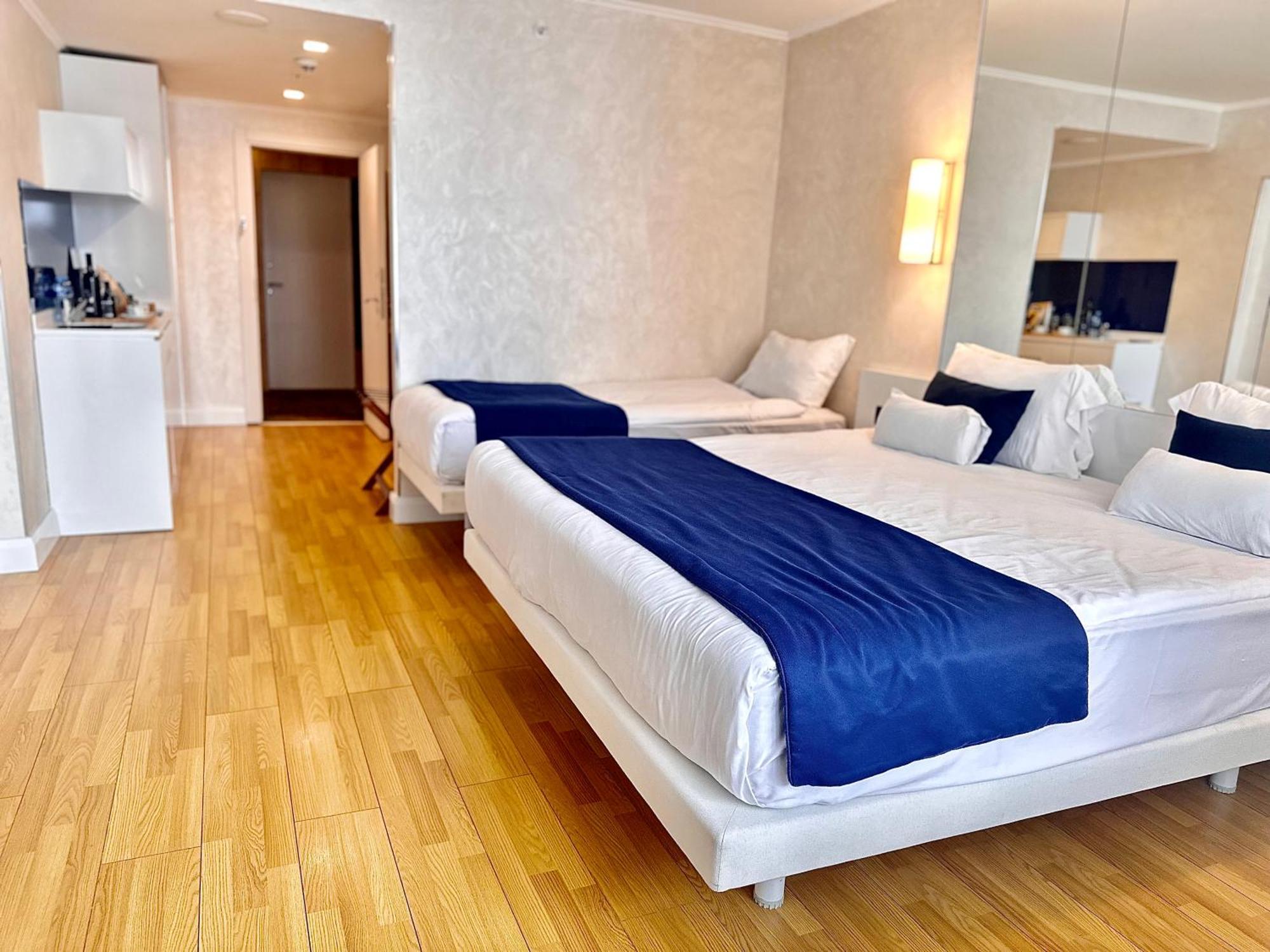 Seaside Vip Hotel Batumi Kültér fotó